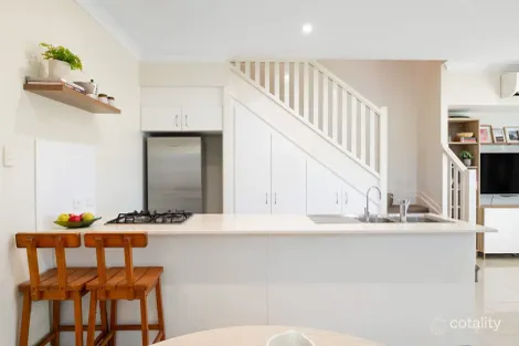 4/18 Palmer St, Greenslopes, QLD 4120