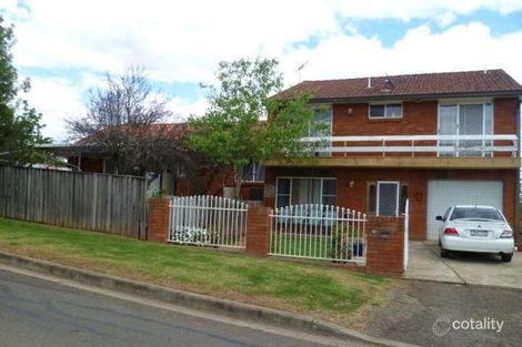 Property photo of 2 Boyer Place Minto NSW 2566