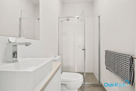 Property photo of 9/9 Nerissa Grove Oak Park VIC 3046