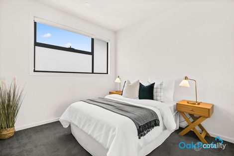 Property photo of 9/9 Nerissa Grove Oak Park VIC 3046