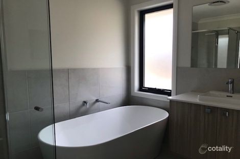 Property photo of 11 Fauna Place Watanobbi NSW 2259