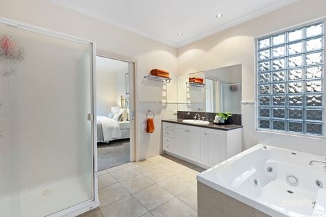 Property photo of 54 Beach Road Mentone VIC 3194