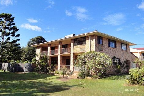 Property photo of 32 Bergalia Crescent Camden Head NSW 2443