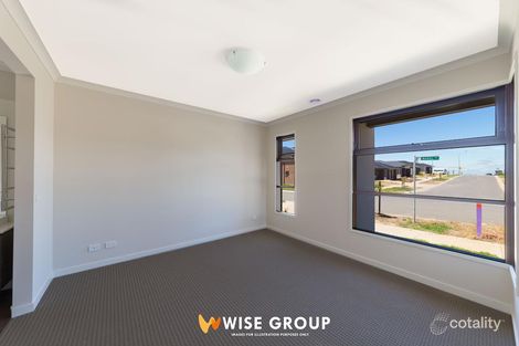 Property photo of 15 Kamala Road Clyde North VIC 3978