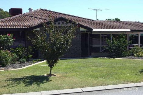 Property photo of 11 Hindoo Elbow Stratton WA 6056