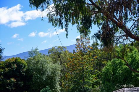 Property photo of 27 Tarhilla Drive Launching Place VIC 3139