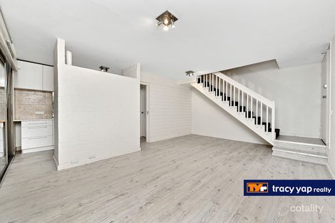 Property photo of 1/30 Busaco Road Marsfield NSW 2122