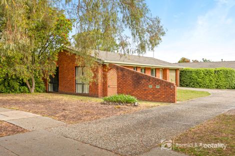 1/8 Mcewen Cres, West Wodonga, VIC 3690