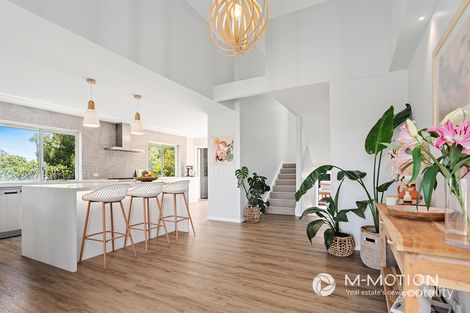 Property photo of 36 Evans Drive Benowa QLD 4217