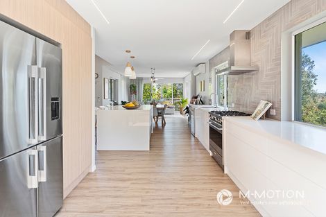 Property photo of 36 Evans Drive Benowa QLD 4217