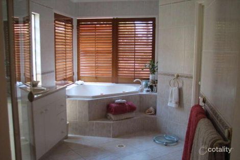 Property photo of 13 Ballybunyon Crescent Hope Island QLD 4212