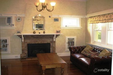 Property photo of 1 Hillcrest Avenue Caulfield South VIC 3162