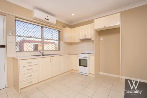 2/110 Bentinck St, Bathurst, NSW 2795