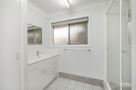 1/1 Wafer Ct, Norman Gardens, QLD 4701