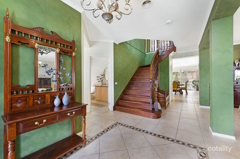 Property photo of 12 Hillandale Rise Berwick VIC 3806