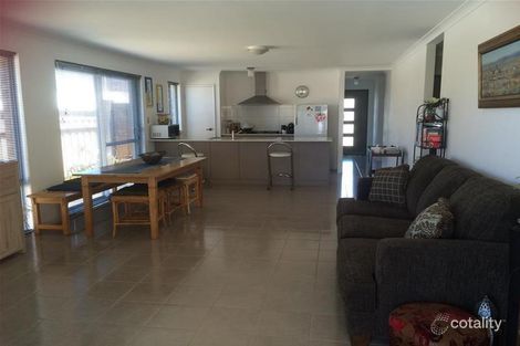 Property photo of 303 Camborne Parkway Butler WA 6036