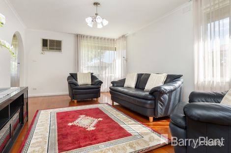 Property photo of 5 Serpentine Road Keysborough VIC 3173