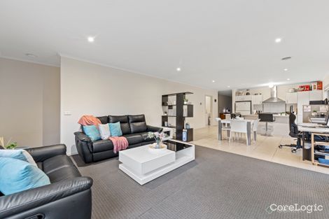 Property photo of 7 Elderberry Way Pakenham VIC 3810