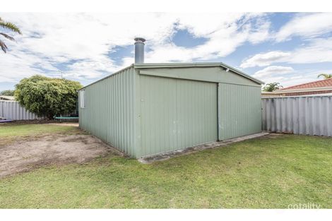 Property photo of 11 Cavalaire Mews Port Kennedy WA 6172