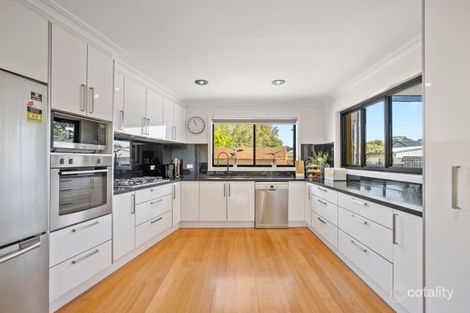 Property photo of 53 Rickards Avenue Knoxfield VIC 3180