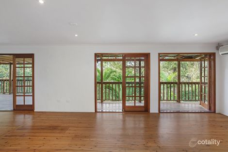 Property photo of 33 Walder Crescent Avoca Beach NSW 2251