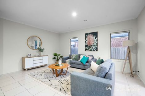 Property photo of 17 Wildcherry Place Point Cook VIC 3030