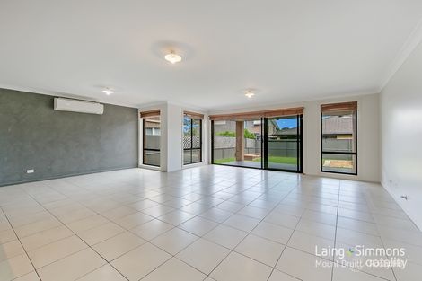 Property photo of 21 Bluebell Crescent Ropes Crossing NSW 2760