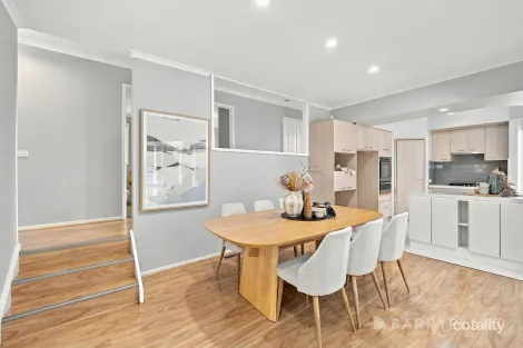 Property photo of 128 Nangathan Way Croydon North VIC 3136