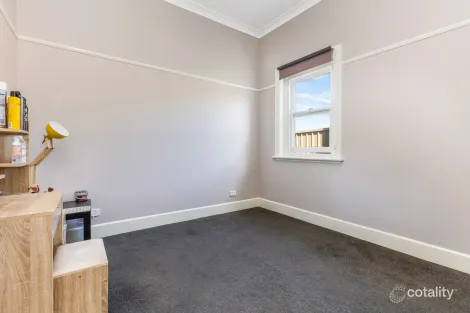 Property photo of 3 Station Street Kangaroo Flat VIC 3555