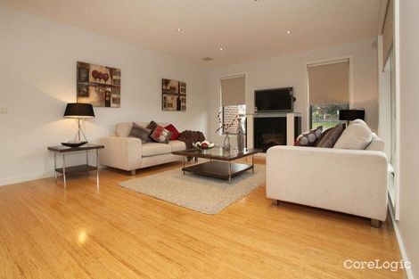 Property photo of 1/2 Heath Street Glen Waverley VIC 3150