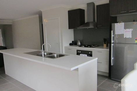 Property photo of 13 Opal Street Cobblebank VIC 3338