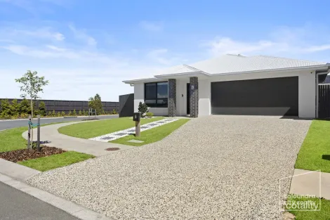 8 Tasman St, Banya, QLD 4551