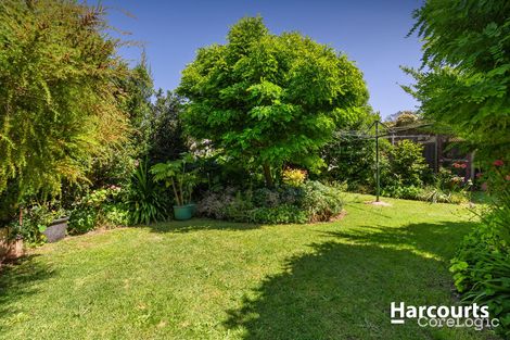 Property photo of 18 Hammerwood Green Beaconsfield VIC 3807