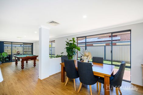 Property photo of 129 East Road Hocking WA 6065