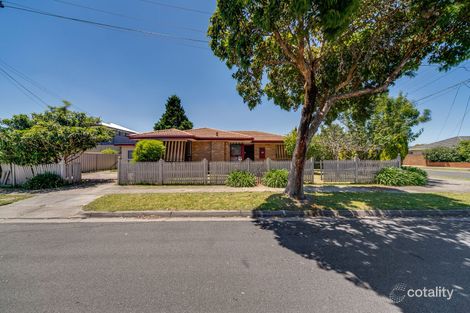 Property photo of 1 Fiona Court Keysborough VIC 3173