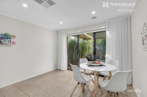 Property photo of 1/8 Harrier Street Werribee VIC 3030