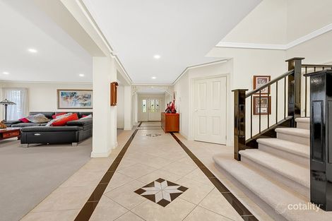 Property photo of 1 Reece Court South Morang VIC 3752