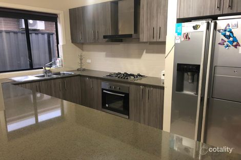 Property photo of 22 Serenity Way Craigieburn VIC 3064