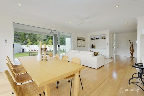 Property photo of 86 Halland Terrace Camp Hill QLD 4152