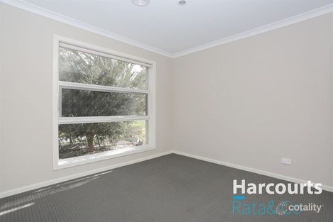 Property photo of 10 Levens Lane Mernda VIC 3754