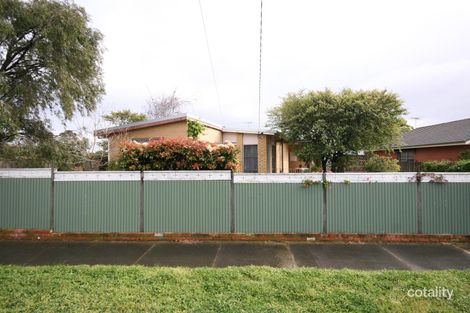 Property photo of 18 Young Street Breakwater VIC 3219