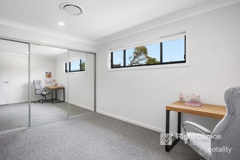 Property photo of 4/8 Fraser Crescent Albion Park NSW 2527