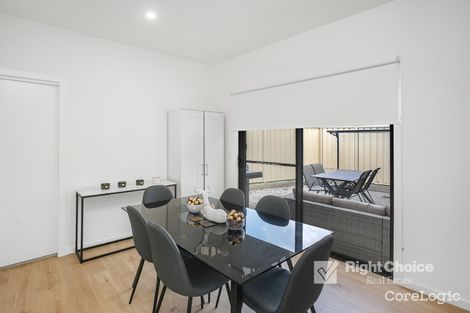 Property photo of 4/8 Fraser Crescent Albion Park NSW 2527