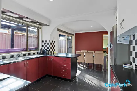 Property photo of 95 Harricks Crescent Attwood VIC 3049