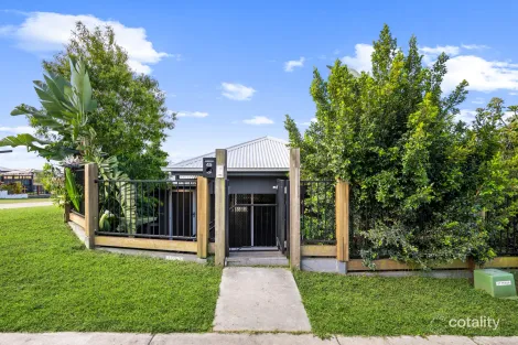 45 Homevale Dr, South Ripley, QLD 4306