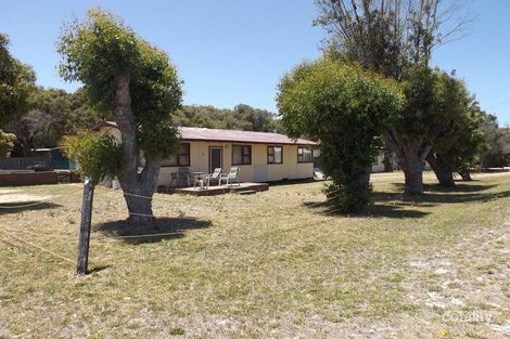 87 Gingin Rd, Lancelin, WA 6044