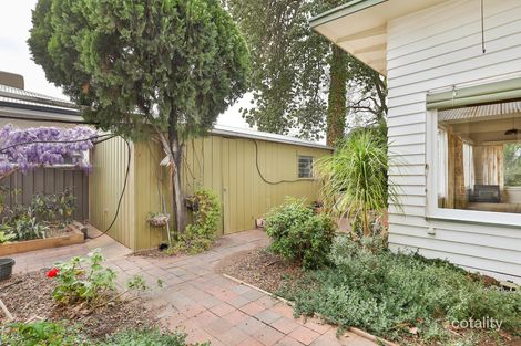 Property photo of 16 Henderson Place Mildura VIC 3500