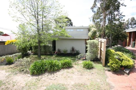 11 Cannes Ct, Highton, VIC 3216