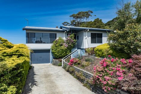 Property photo of 11 Seaside Crescent Penguin TAS 7316