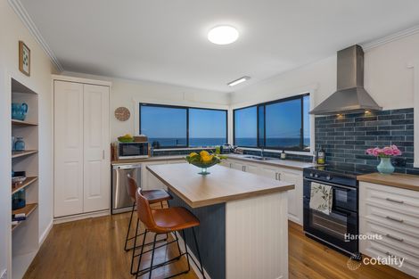 Property photo of 11 Seaside Crescent Penguin TAS 7316